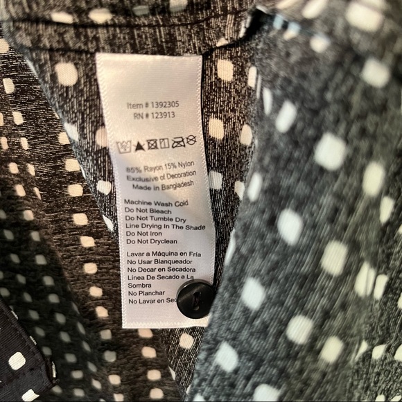 Jachs Girlfriend Top Button Down Shirt Black & White Sz S NWT Patterned - Picture 12 of 13